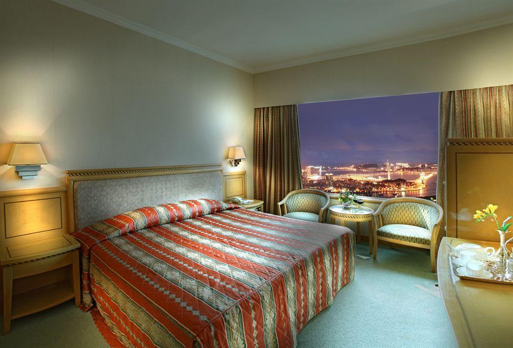 Golden Crown China Hotel Taipa  Kültér fotó