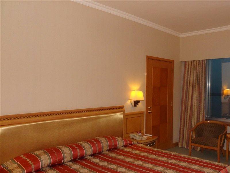 Golden Crown China Hotel Taipa  Kültér fotó