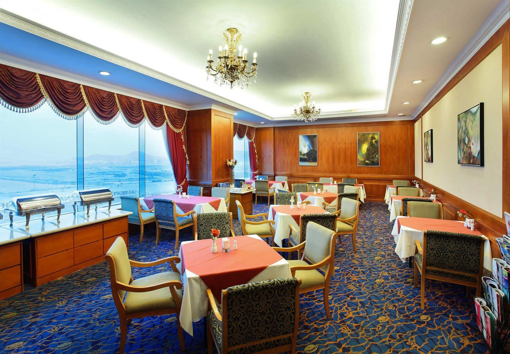Golden Crown China Hotel Taipa  Kültér fotó